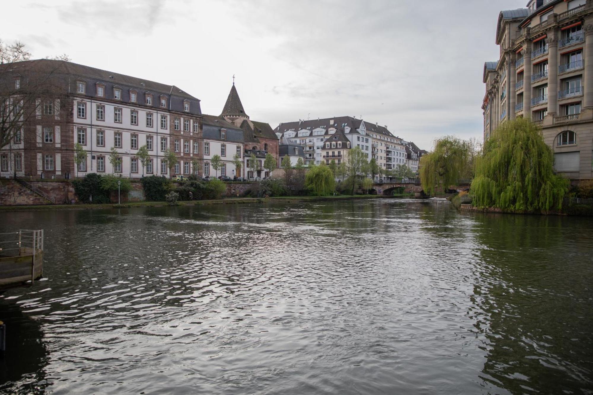 Appartement Moderne Au Centre Straatsburg